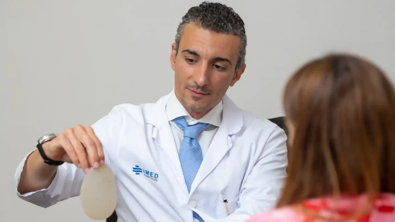 Aumento de pecho híbrido